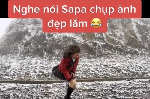 Săn tuyết 'sống ảo' bất chấp, gái xinh mặc váy ngắn nhận cái kết