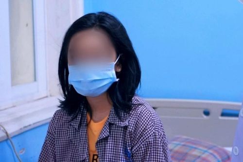 Thiếu nữ 16 tuổi liên tục nghe thấy tiếng nhạc bên tai vì căn bệnh này