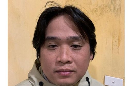 Tạm giữ đối tượng vi phạm nồng độ cồn, tấn công công an Hà Nội