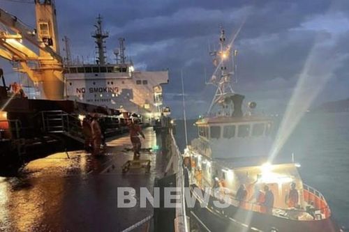 Khẩn cấp cứu thuyền viên nước ngoài gặp nạn nguy hiểm đến tính mạng