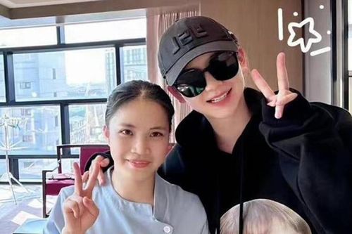Một nữ diễn viên nổi tiếng tiết lộ phải ngồi xe lăn sau khi sinh con, lý do khiến nhiều người bất ngờ