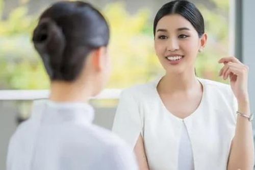Sau cuộc nói chuyện với vợ của bạn trai cũ, tôi lấy lại được nửa ngôi nhà