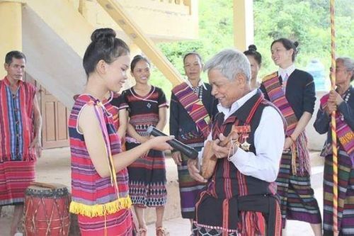 Nhật ký 'Lính chiến' của CCB Phạm Hữu Thậm (Kỳ 11): Chuyện tình với Ka Liêng - Cô gái Vân Kiều