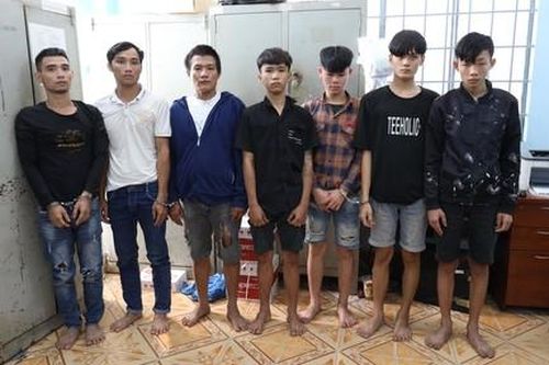 Bắt nhóm đối tượng thực hiện 13 vụ cướp và trộm cắp tài sản
