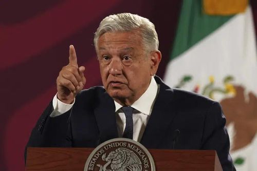 Lãnh đạo Mexico khuyên người dân từ chối quà tặng của băng đảng ma túy