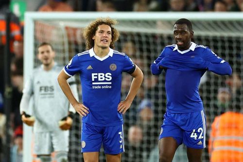 Leicester dâng chiến thắng cho Liverpool