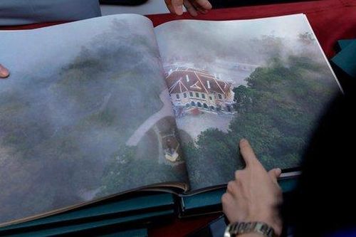 Vợ chồng TG9X Nguyễn Thái Dương ra mắt sách ảnh về Đà Lạt