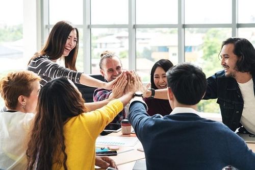 Thị trường việc làm sẽ ra sao sau các đợt sa thải hàng loạt