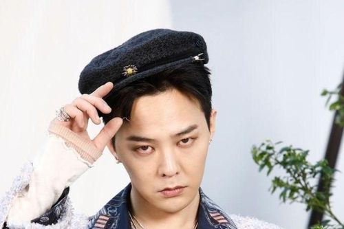 G-Dragon thông báo hoạt động solo năm 2023