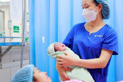 Ngắm những thiên thần nhí chào đời lúc 0h ngày 1/1/2023