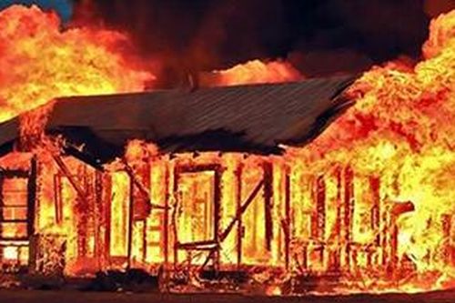 Nghi án chồng phóng hỏa thiêu chết vợ và 3 con ở Tuyên Quang
