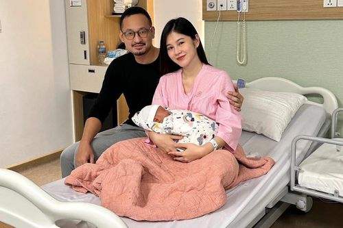 MC Thu Hoài đón 'hổ con' ngay trước thềm đón chào năm mới