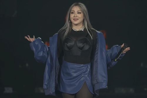 Quẩy ầm ầm loạt hit đình đám, tiết mục 'chốt show' của CL bỗng bị cắt ngang vì một lý do?