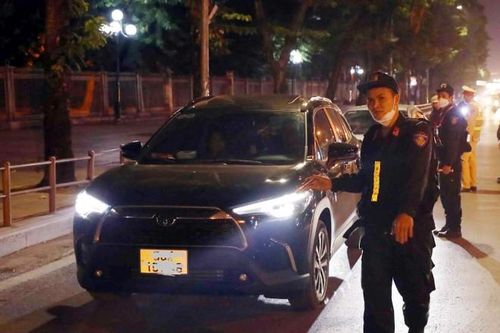 Hà Nội: Xử lý 46 trường hợp vi phạm nồng độ cồn trong đêm chào đón năm mới 2023