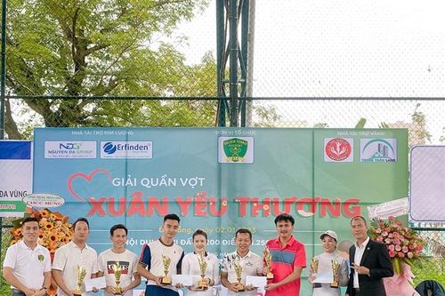 Giải tennis Xuân Yêu Thương giúp đỡ người nghèo đón tết, vui Xuân