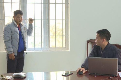 Bắt kẻ hiếp dâm mẹ của người tình, cướp tài sản