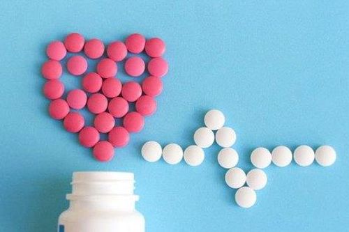 Một số chất bổ sung có thể gây hại cho người suy tim