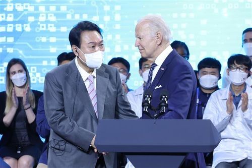 Mỹ bác tin thảo luận tập trận hạt nhân chung với Hàn Quốc