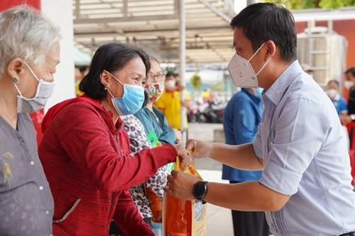 Cùng Coca-Cola trao điều kỳ diệu trước thềm năm mới