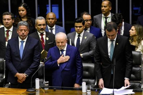 Tân Tổng thống Brazil và một hành trình đầy khó khăn phía trước