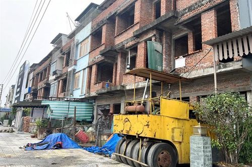 Xây biệt thự để... nuôi gà!