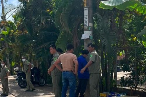 Thi thể trẻ sơ sinh trên vỉa hè ở TPHCM