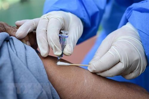 EU cung cấp vaccine ngừa COVID miễn phí cho Trung Quốc