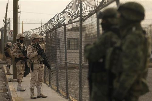 Vụ tấn công nhà tù ở Mexico: Một trùm tội phạm đã trốn thoát
