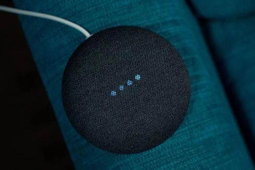 Loa Google bị biến thành thiết bị nghe lén