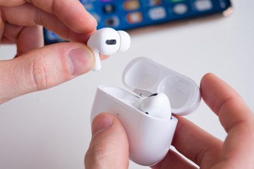 Sẽ có AirPods giá rẻ