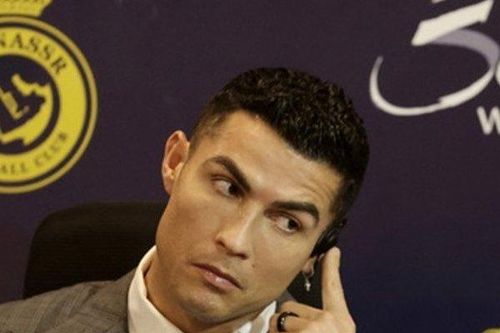 Ronaldo tuyên bố được nhiều CLB theo đuổi nhưng vẫn chọn Al-Nassr