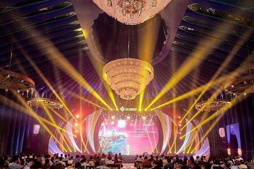 Chạm hạnh phúc, trải nghiệm giao thừa 'không lặng lẽ' tại đảo Ngọc