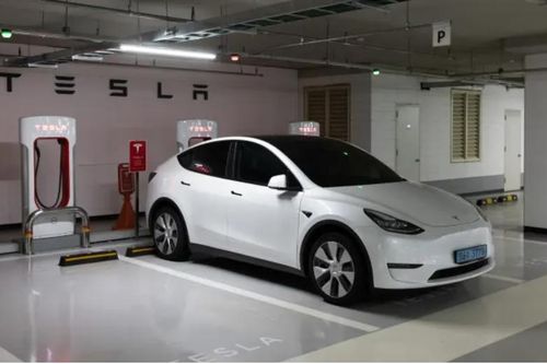 Tesla bị phạt 2 triệu USD tại Hàn Quốc vì 'lừa dối' khách hàng