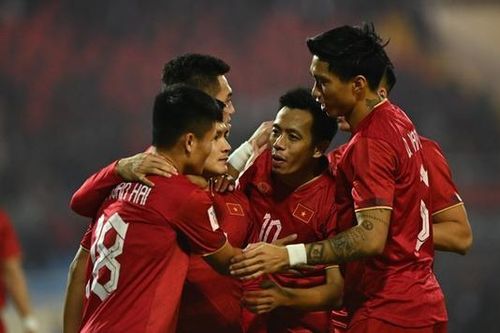 Hạ Myanmar 3-0, đội tuyển Việt Nam giành ngôi nhất bảng B