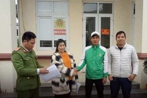 Nhận 290 triệu đồng chuyển khoản nhầm, thanh niên vội báo Công an