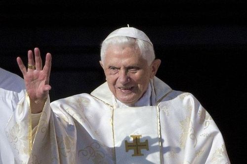 Lãnh đạo Việt Nam gửi Điện chia buồn việc Giáo hoàng danh dự Benedict XVI qua đời
