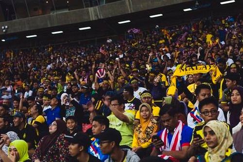 CĐV Việt Nam 'hờ hững' đến sân xem AFF Cup hơn Indonesia và Malaysia