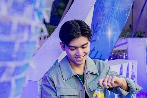 Căng thẳng về quê ăn tết: Vắt sức cày 2, 3 việc, giá gì cũng về