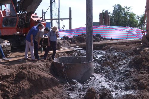 Bé trai 10 tuổi lọt xuống trụ bê tông sâu 35m: Hội ý chuyên gia quốc tế