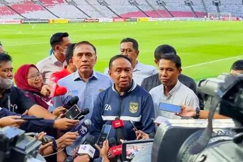 Bộ trưởng Indonesia kêu gọi CĐV không làm phiền tuyển Việt Nam