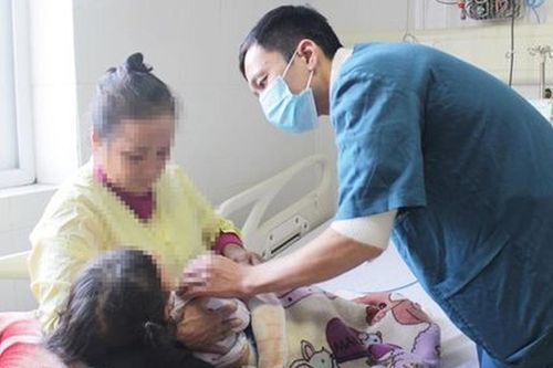 Bé gái 2 tuổi rơi xuống bể nước, bác sĩ khuyến cáo phụ huynh