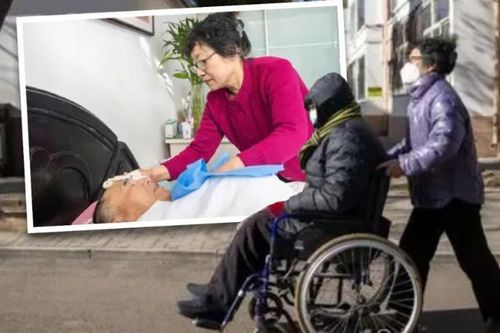 Người phụ nữ 47 năm chăm sóc chồng bị liệt