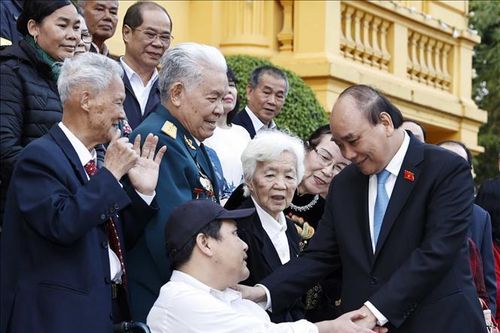 Chủ tịch nước gặp mặt các nhân vật trong Chương trình 'Việc tử tế' của Đài Truyền hình Việt Nam