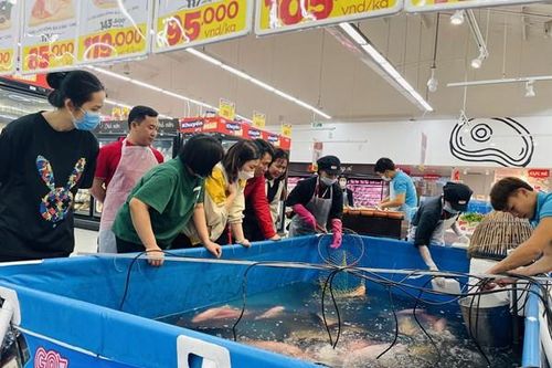 Cetral Retail hỗ trợ tiêu thụ đặc sản cá sông Đà