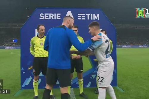 Serie A: Napoli nhận thất bại đầu tiên của mùa giải
