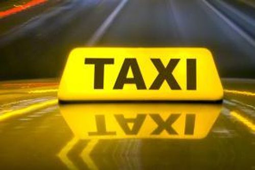 Tài xế taxi chiếm đoạt tài sản của khách Hàn Quốc bỏ quên