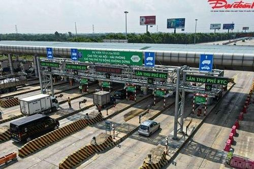 Giữa 'ồn ào' tăng phí cao tốc, VEC làm ăn ra sao?