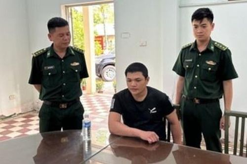 Bàn giao nghi phạm liên quan vụ giết người, lẩn trốn ở Campuchia