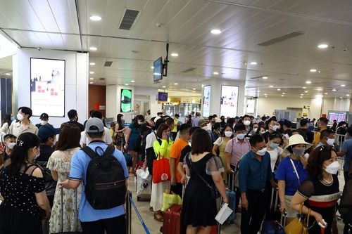 Dự kiến sân bay Nội Bài có 580 chuyến bay trong ngày cao điểm Tết Quý Mão