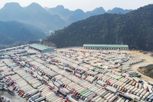 Gần 3 năm 'siết' biên giới, Việt Nam - Trung Quốc giao thương thế nào?